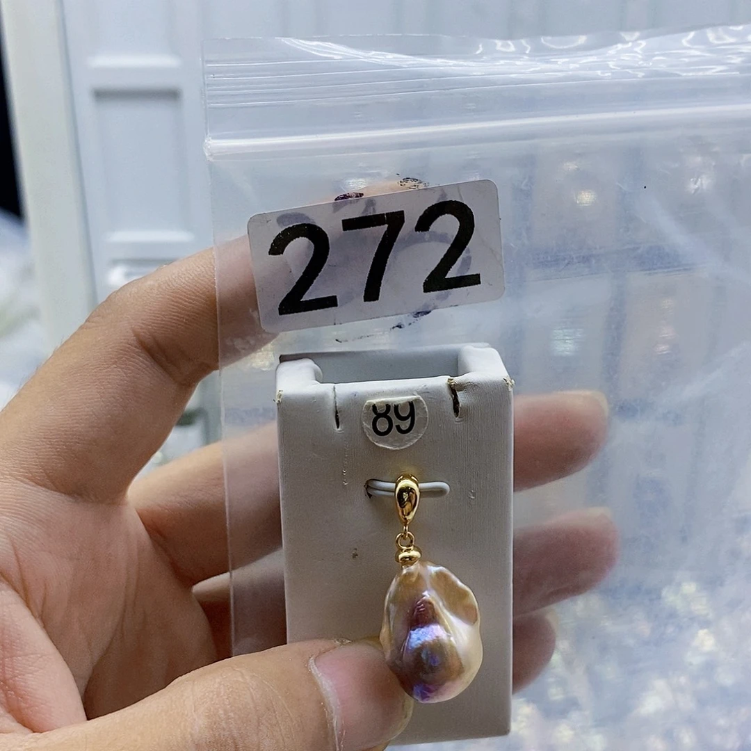 淡水珍珠合金颈饰