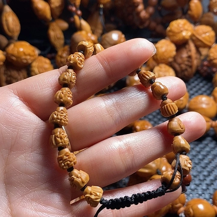 吊坠橄榄核好****满核尖十八罗汉