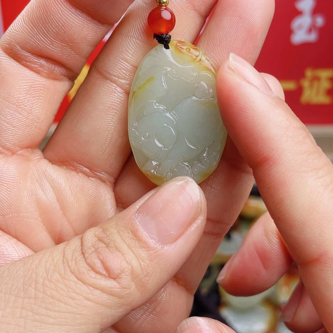 和田玉颈饰未镶嵌