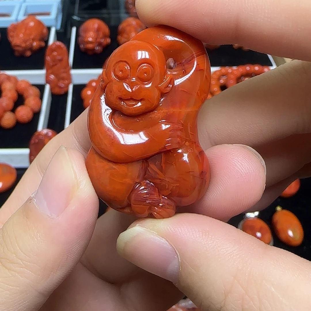 南红玛瑙未镶嵌颈饰