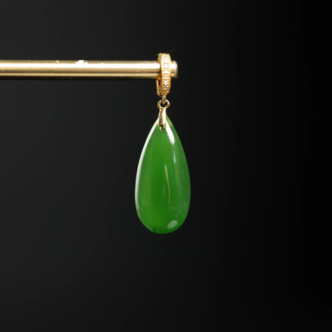 本真 | 一团和气 | 严选精品和田玉碧玉水滴吊坠