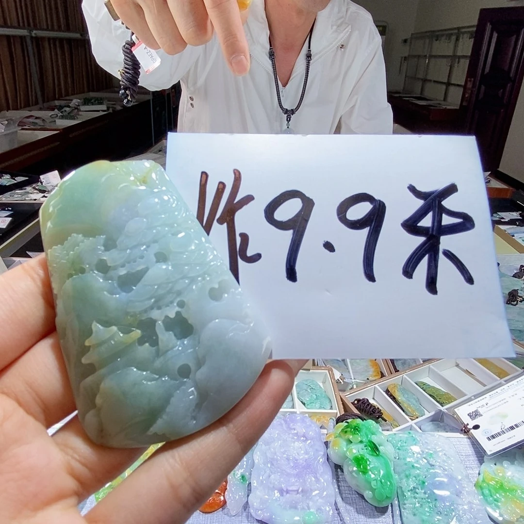 翡翠未镶嵌颈饰翡翠