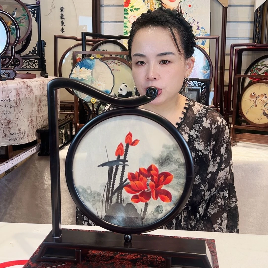 织绣苏绣摆台手工檀木