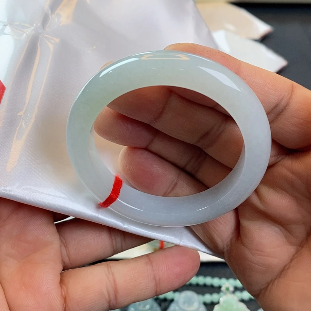 【闪购商品】未镶嵌手镯翡翠