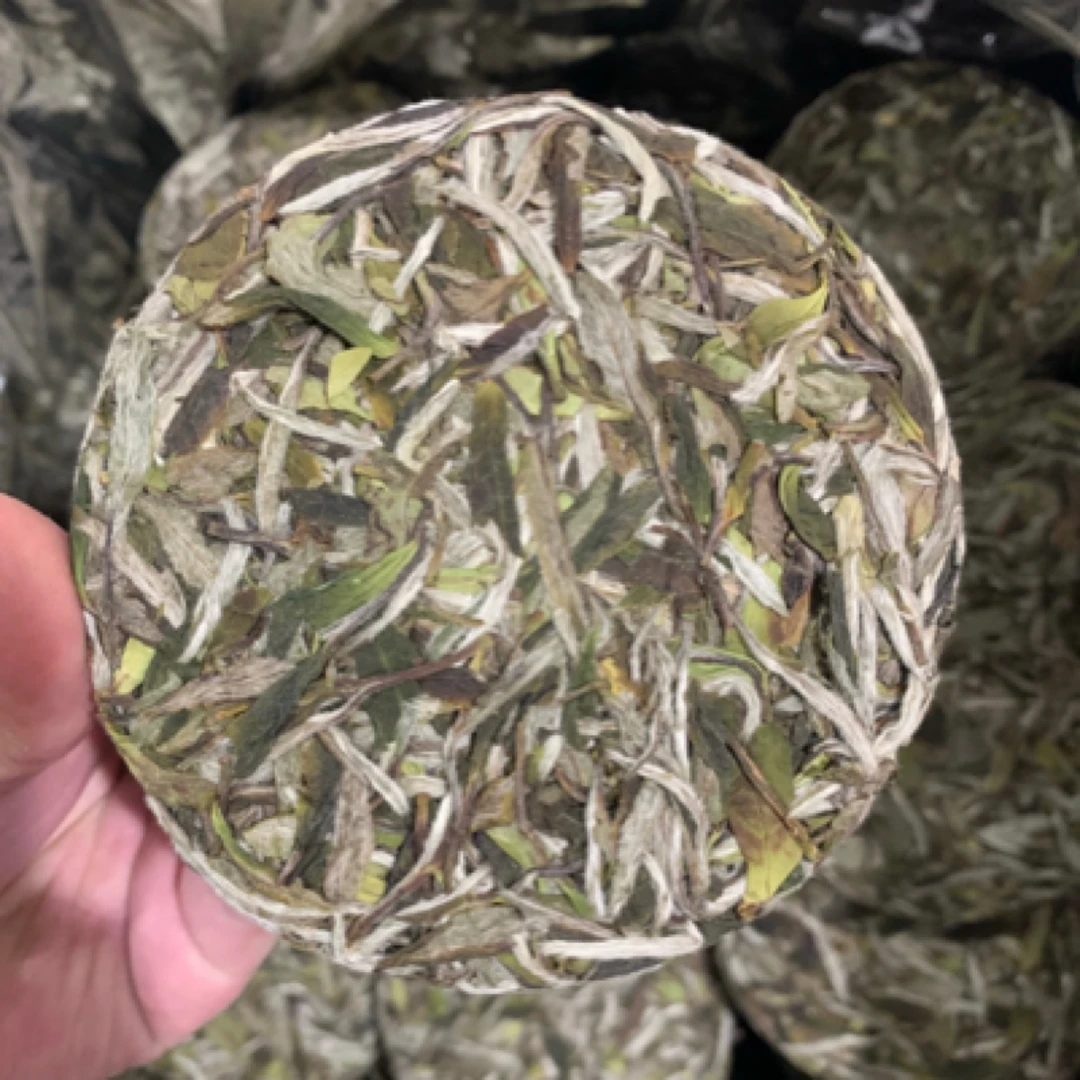 福鼎白茶2021年花香小萌饼75克