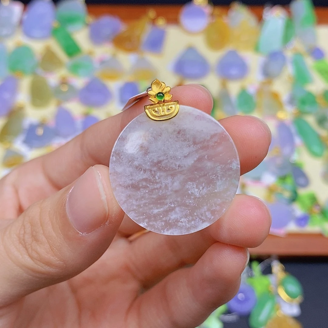 翡翠颈饰18K金镶嵌翡翠