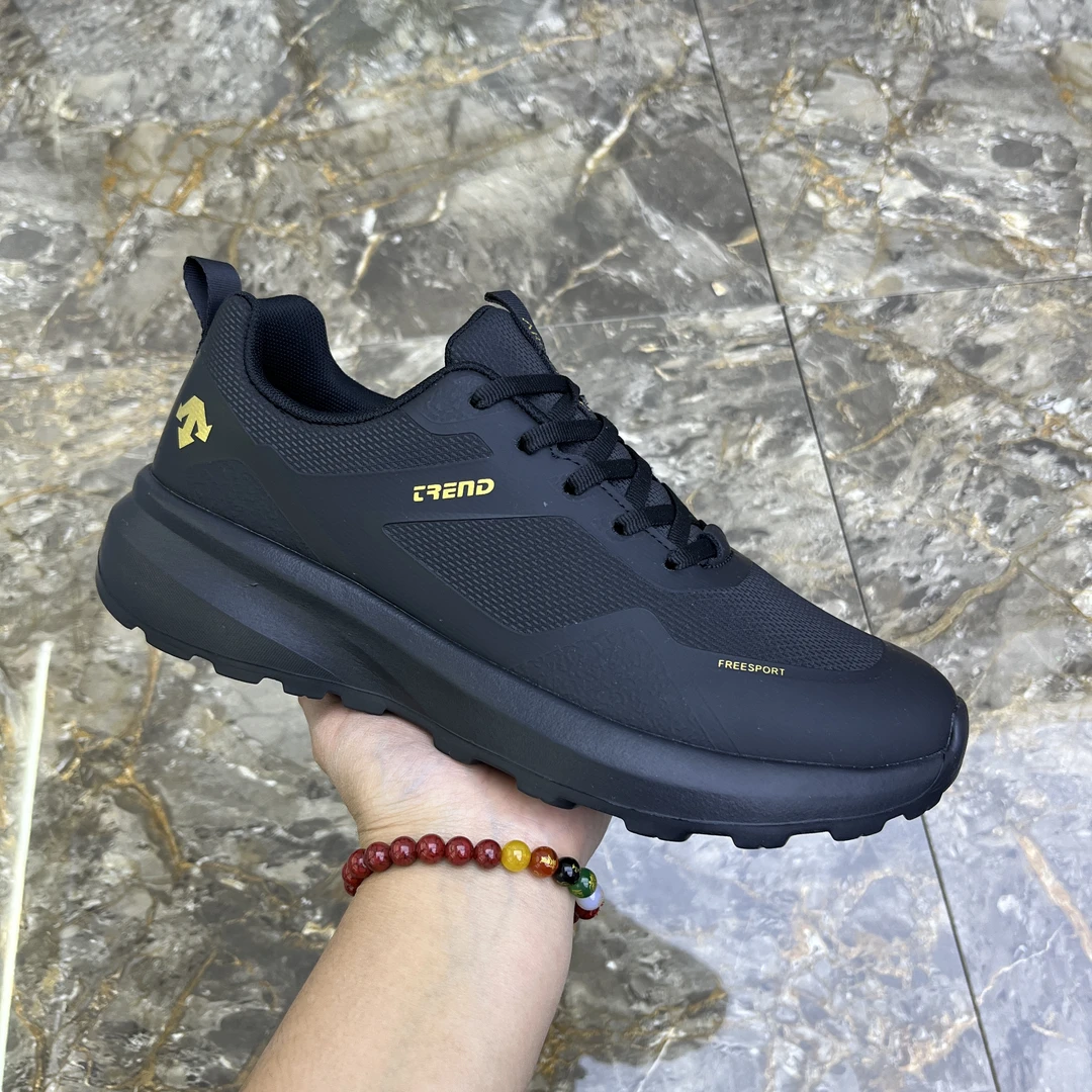 男鞋低帮百搭男鞋平跟跑步运动休闲鞋轻便舒适男士黑色户外鞋子男