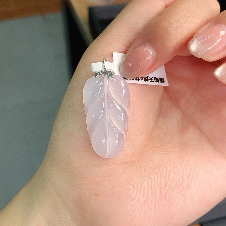 翡翠18K金镶嵌颈饰32.5-17.5-5