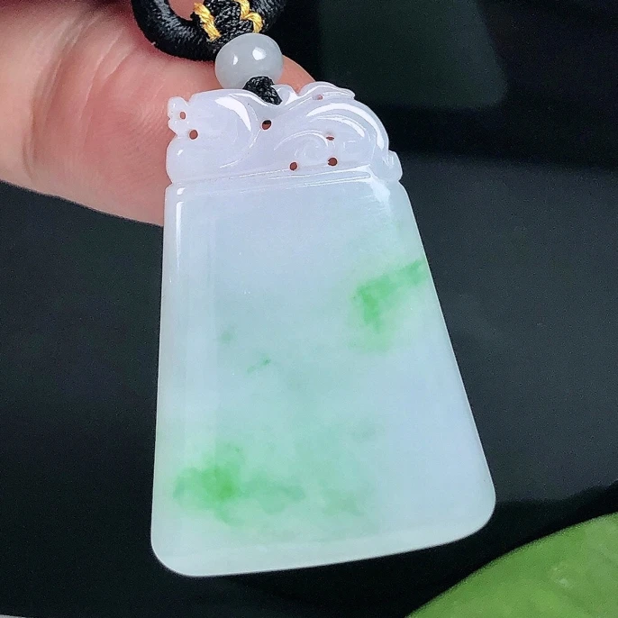 天然翡翠A货女款冰润细腻飘正阳绿仿古翡翠无事牌a级高货正品玉坠