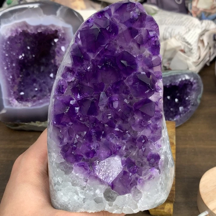 水晶大型摆件（非配饰）未镶嵌