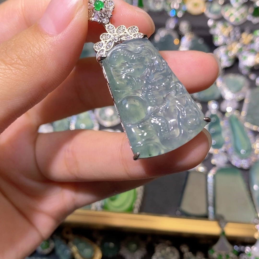 翡翠未镶嵌颈饰天然