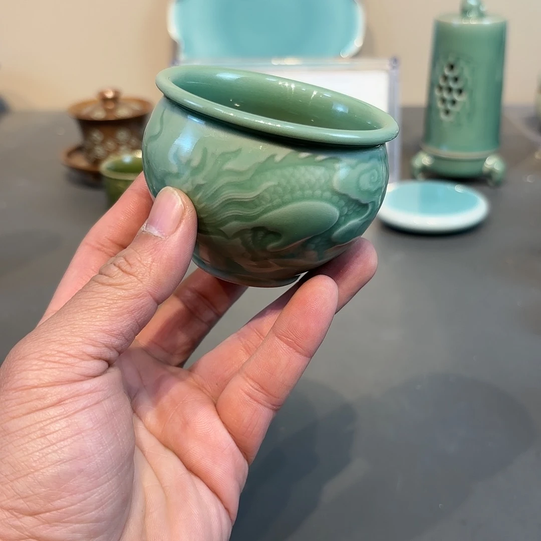 瓷片龙泉青瓷福利青瓷