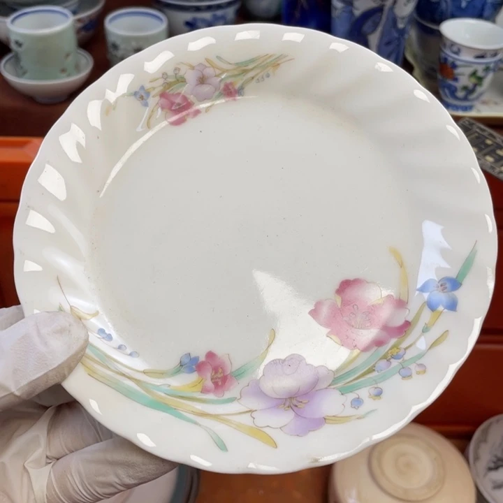 陶他家瓷器真美…开播了