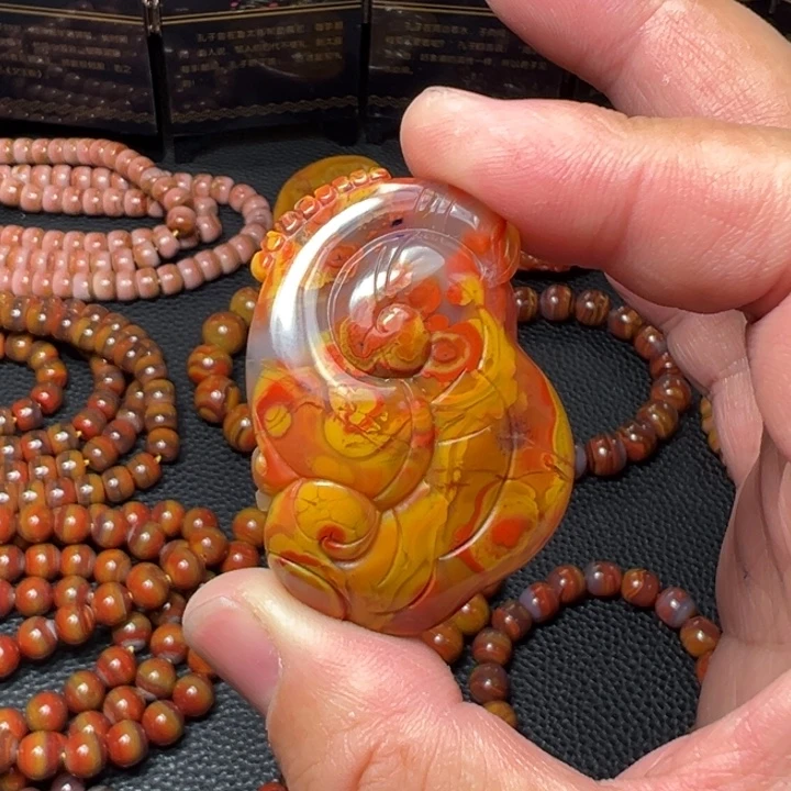 玛瑙/玉髓未镶嵌颈饰