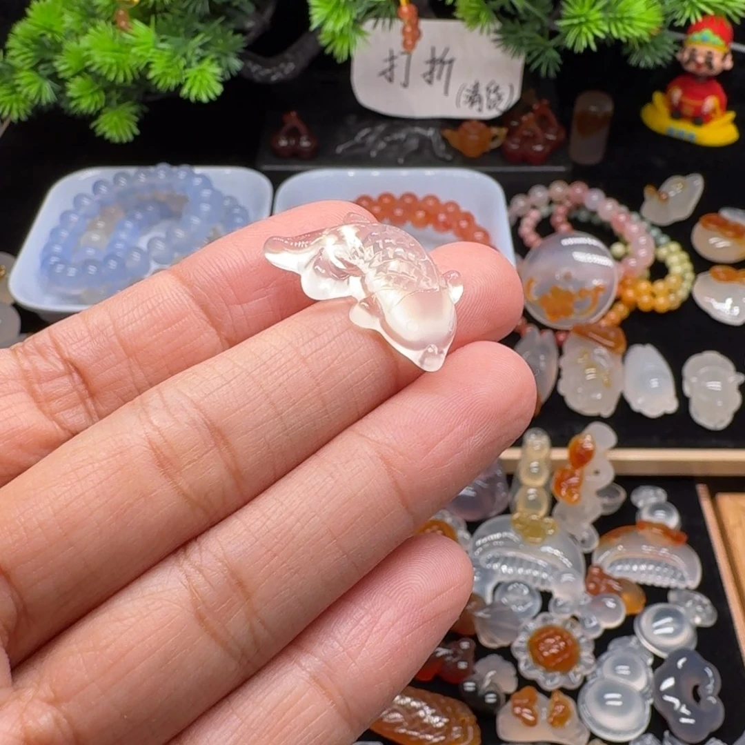 娜***~玛瑙/玉髓颈饰未镶嵌