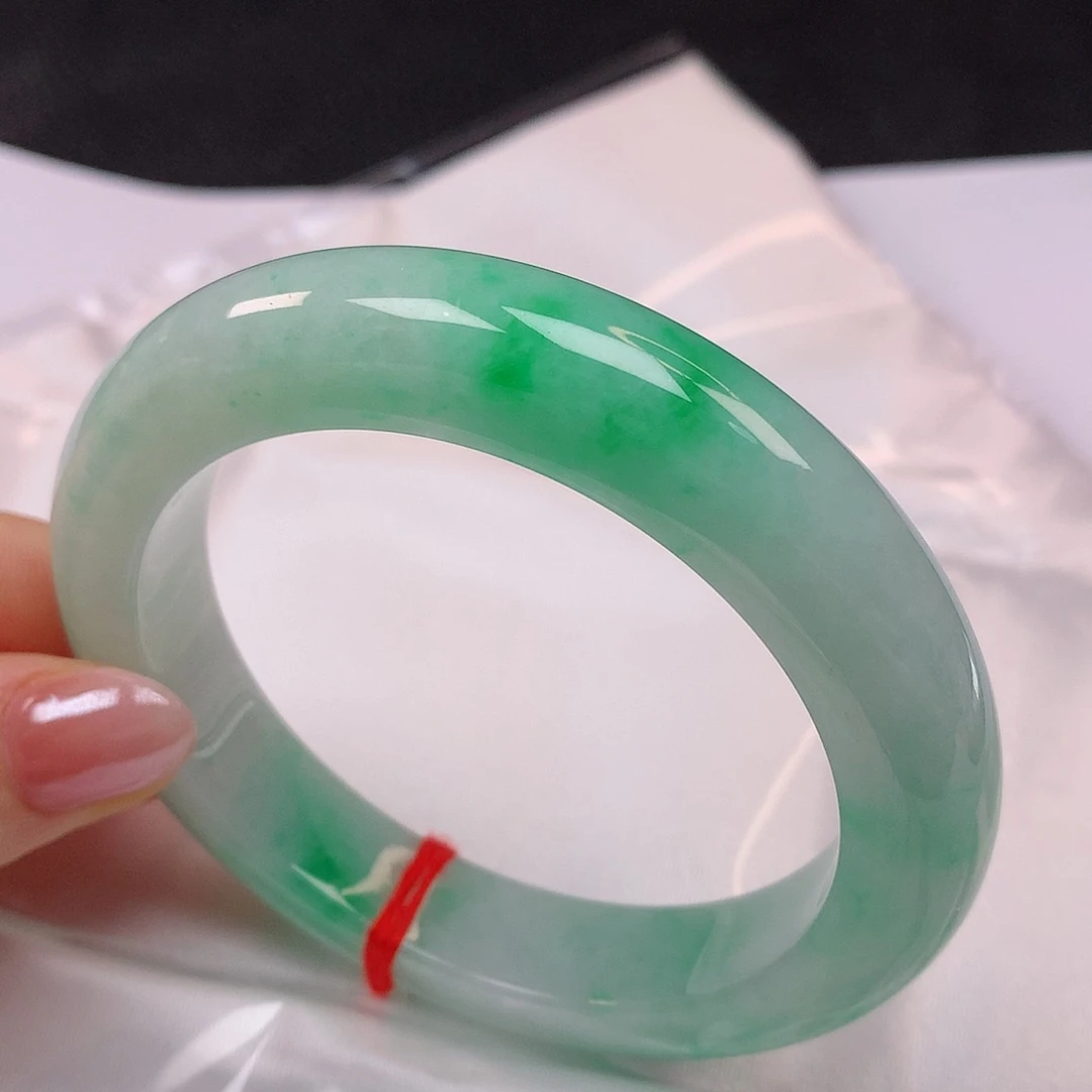 【闪购商品】未镶嵌手镯翡翠56翡翠手镯