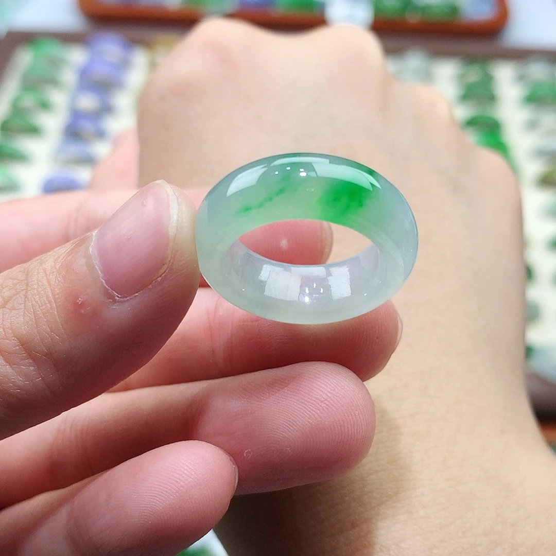 翡翠戒指未镶嵌11-12号