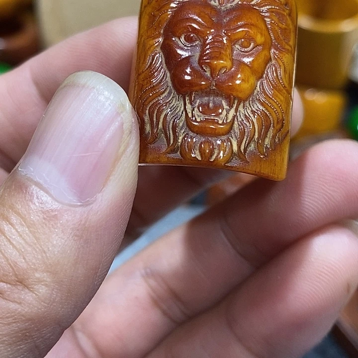 吊坠滴血莲花菩提