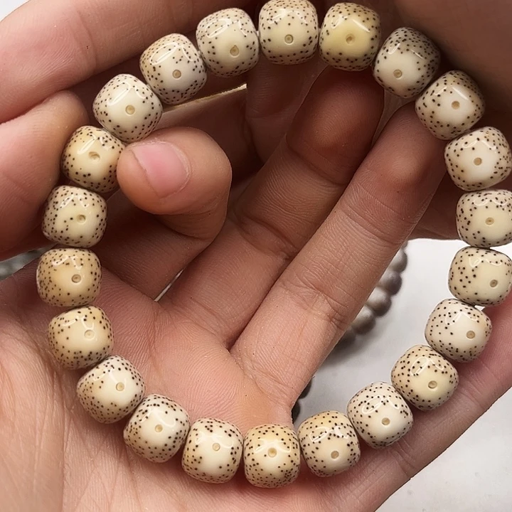 M***a星月菩提吊坠50 氧化。