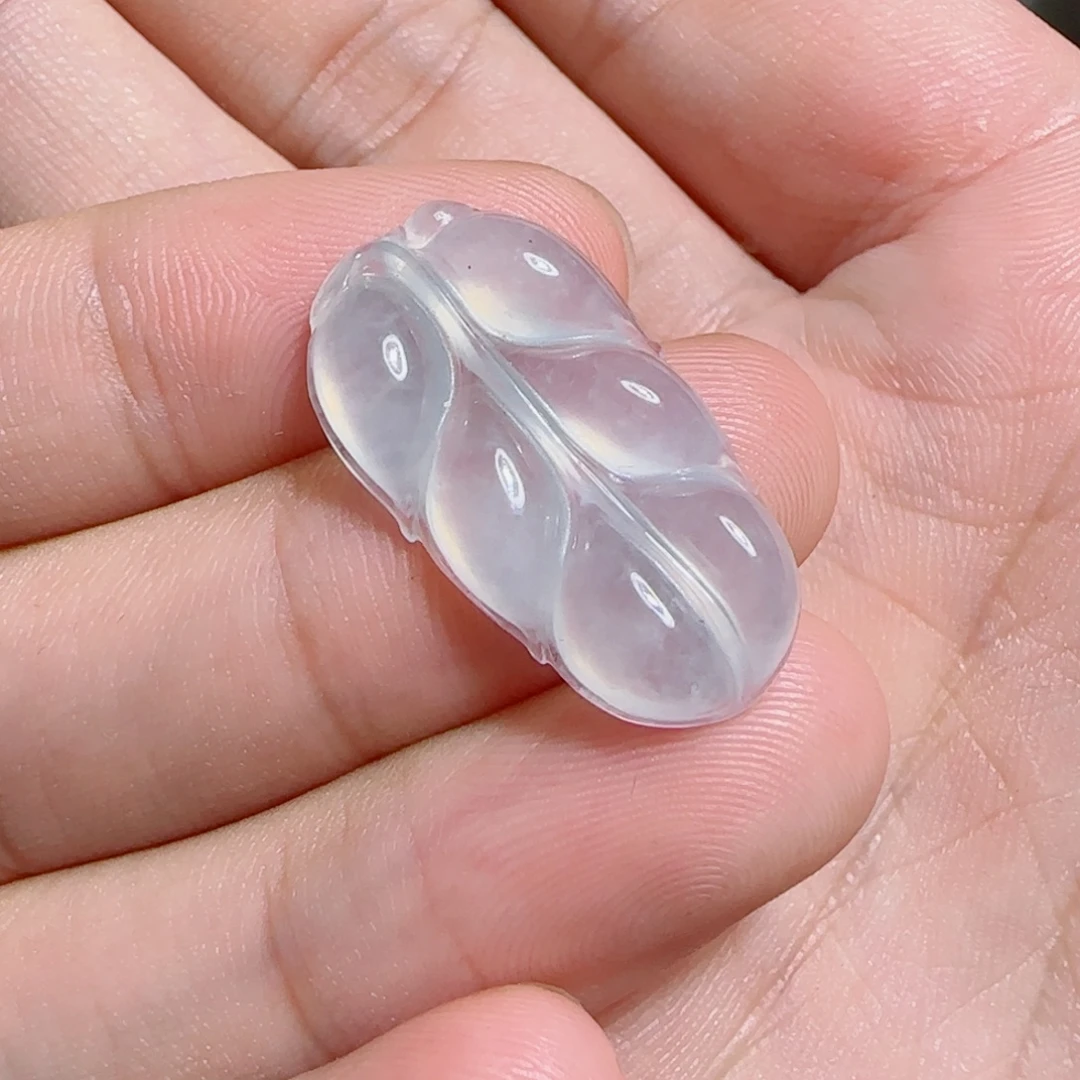 翡翠未镶嵌颈饰金枝玉叶