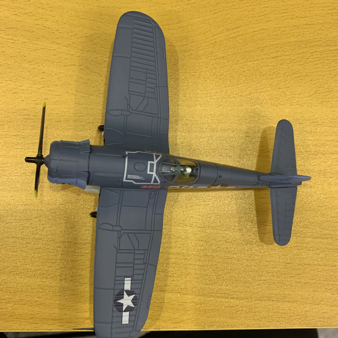 【F4U海盗】1:72比例合金+ABS塑料材质模型，送底座