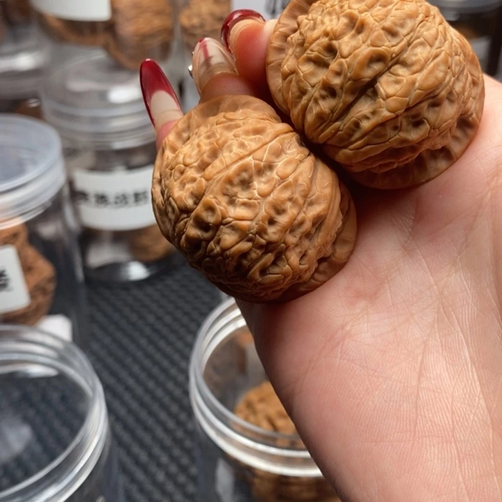 文玩核桃吊坠晚*安血麒麟