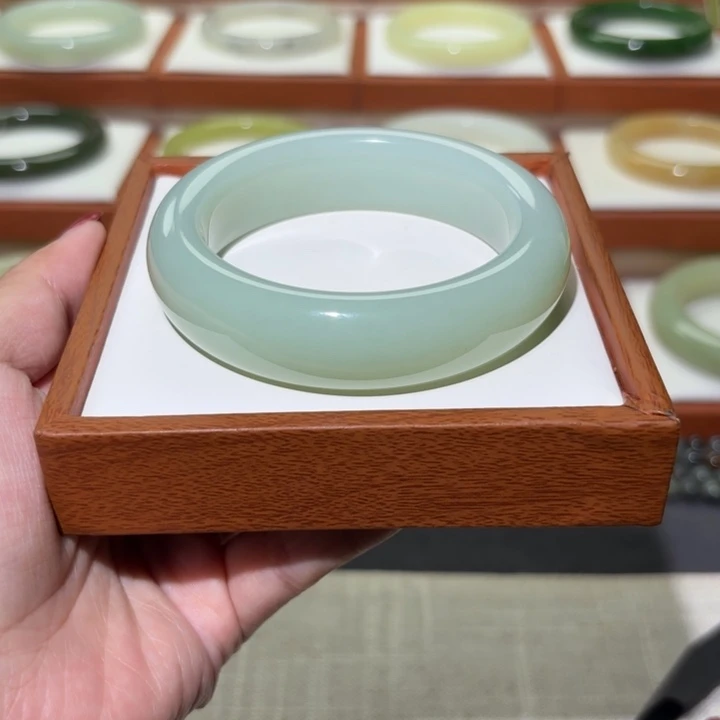 和田玉手镯未镶嵌且末蓝宽版轮胎56-57