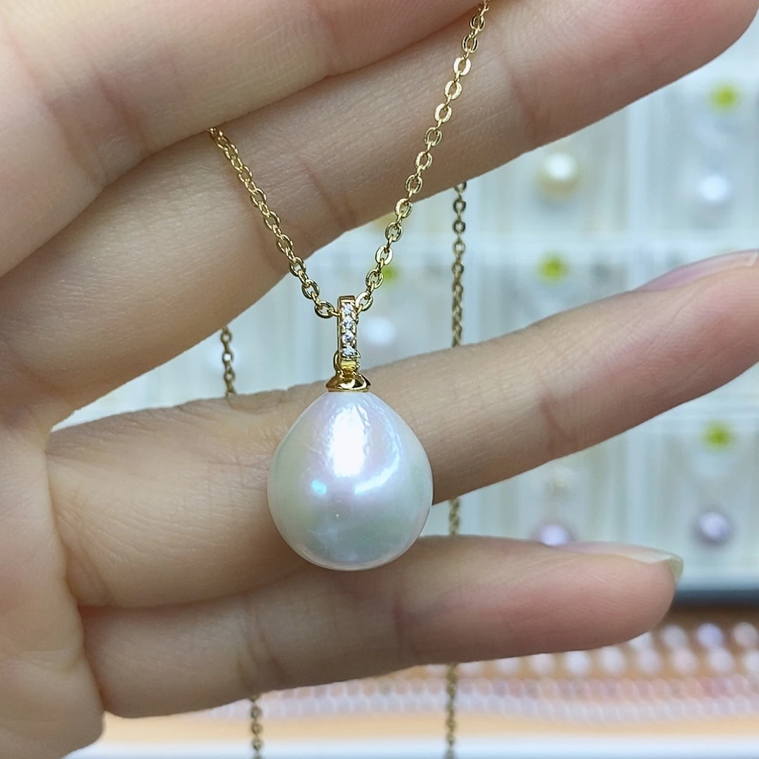 合金淡水珍珠颈饰