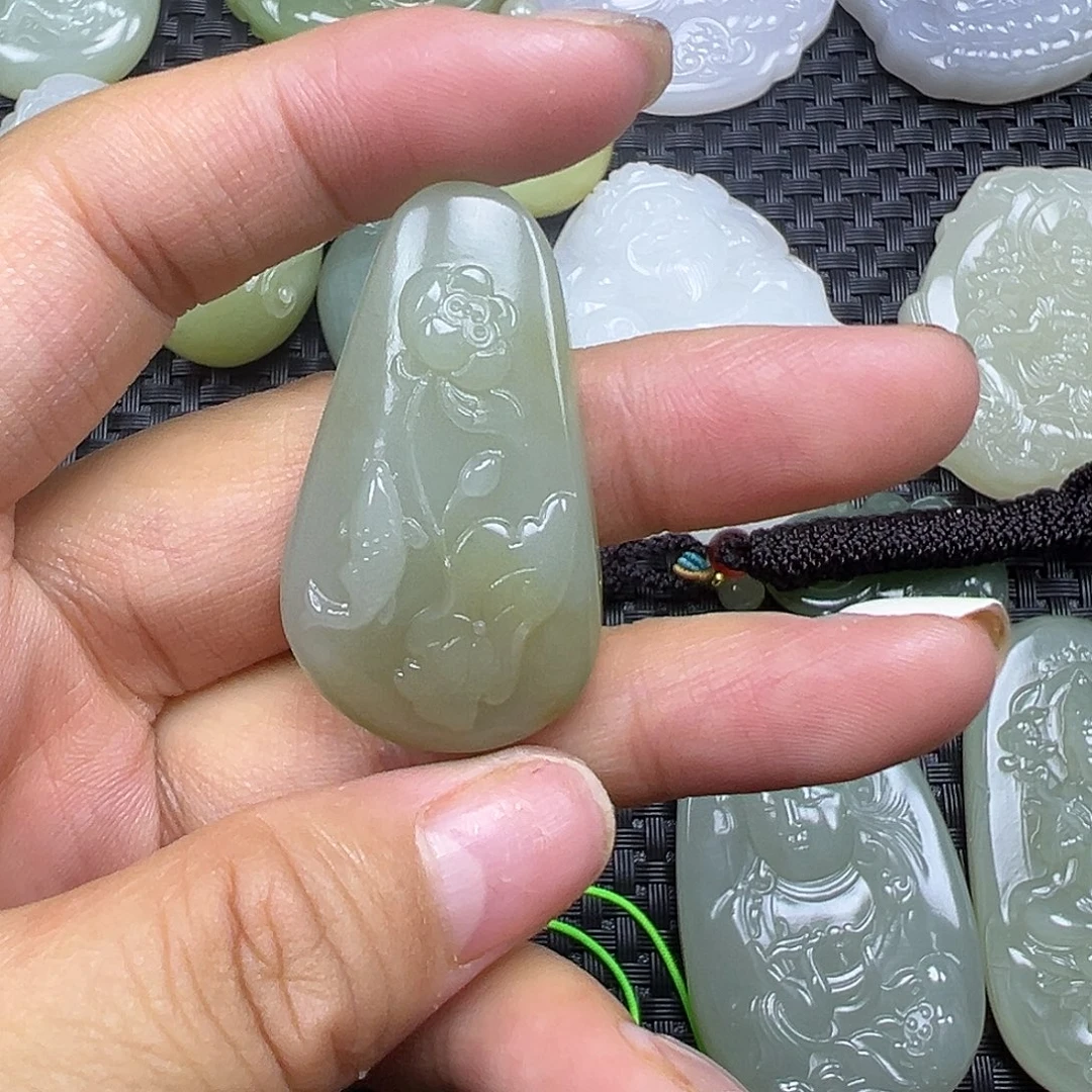 和田玉未镶嵌项圈卡41.3