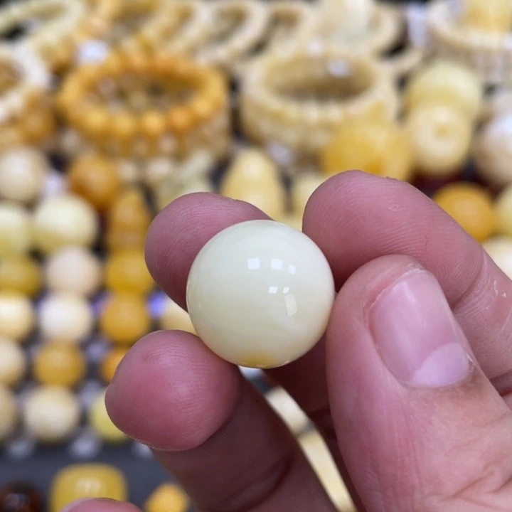 裸石蜜蜡未镶嵌16mm白花 皮色