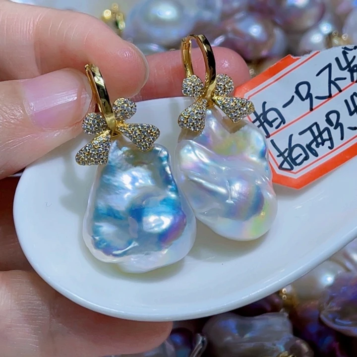 银S925镶嵌耳饰淡水珍珠