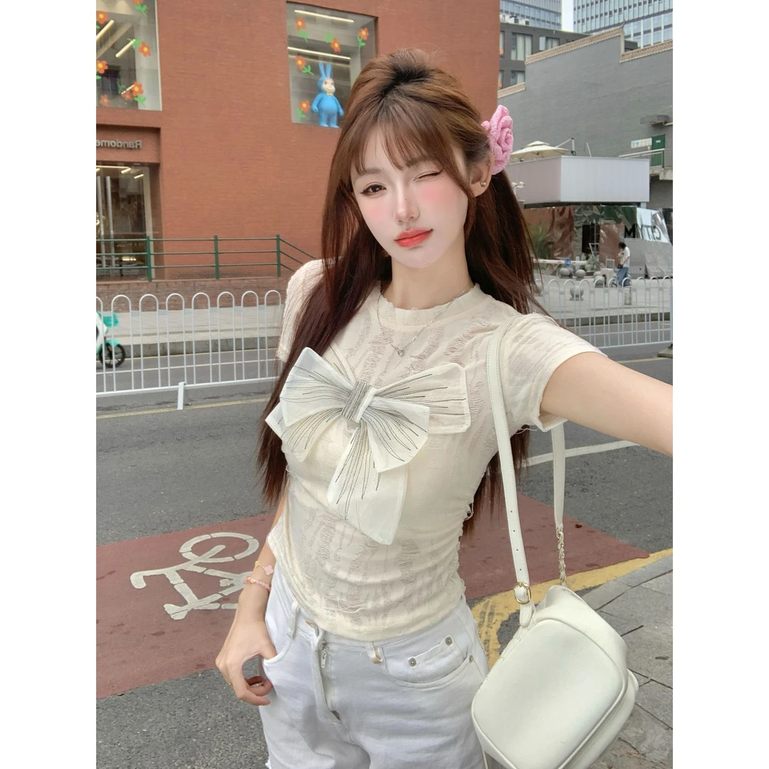 时尚纯欲蝴蝶结灰色正肩短袖T恤2025新款设计小众显瘦修身上衣ins