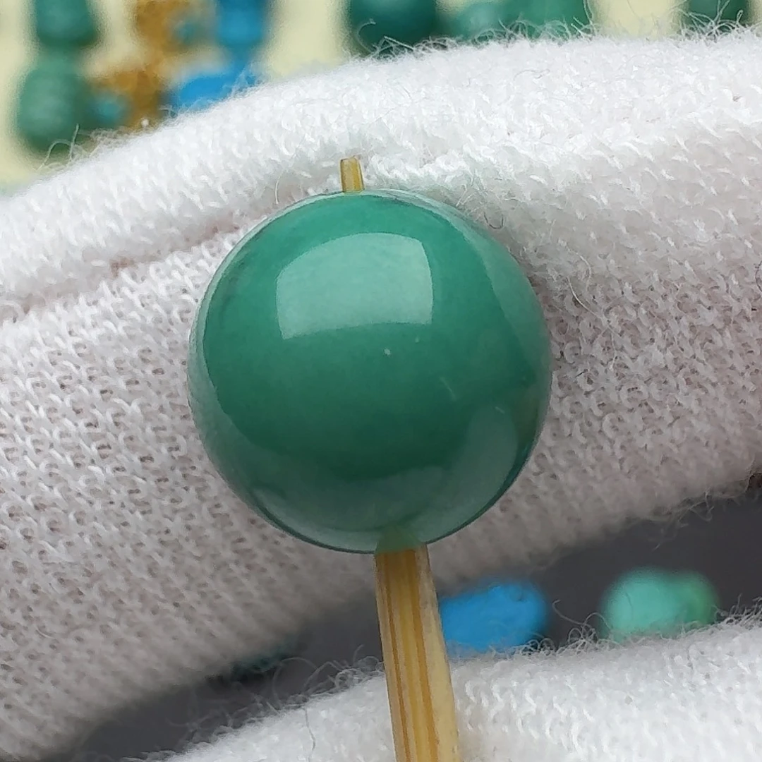 绿松石未镶嵌圆珠9.3