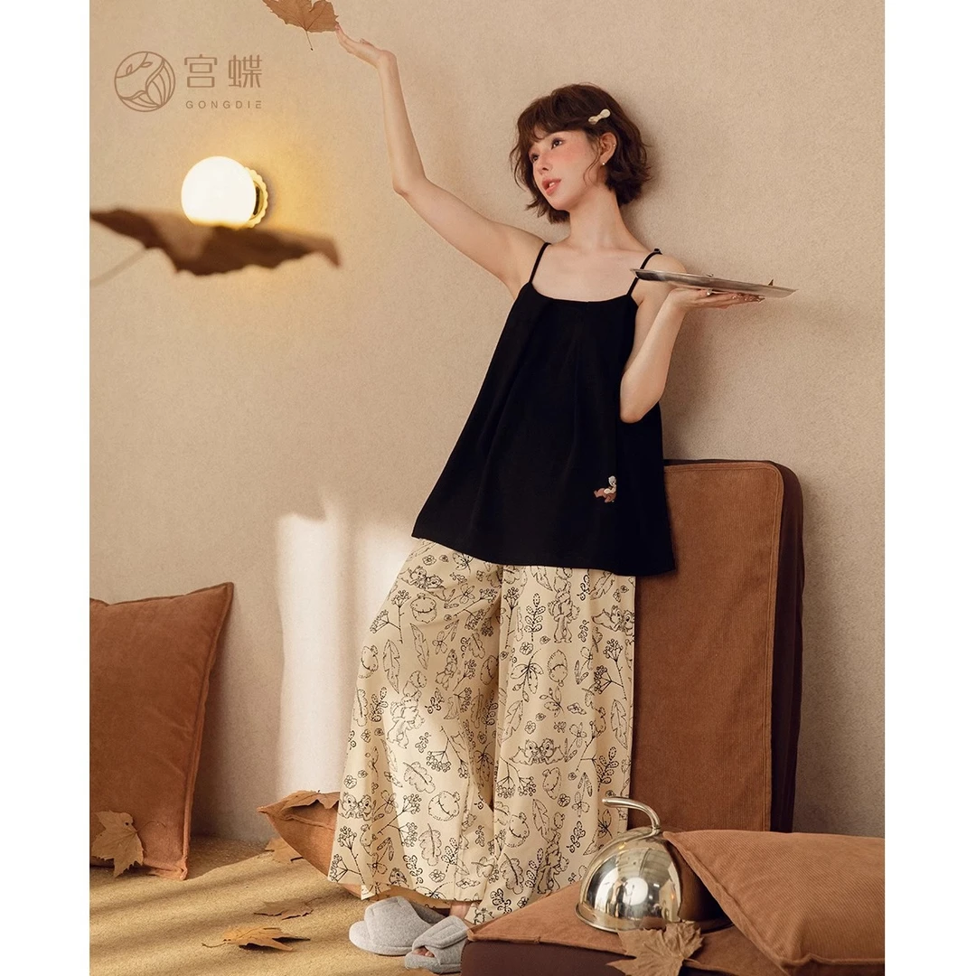 宫蝶【凉感型】迪士尼奇奇蒂蒂带胸垫睡衣女夏季吊带长裤套装