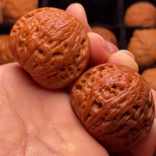 文玩核桃把件秦岭山脉核桃
