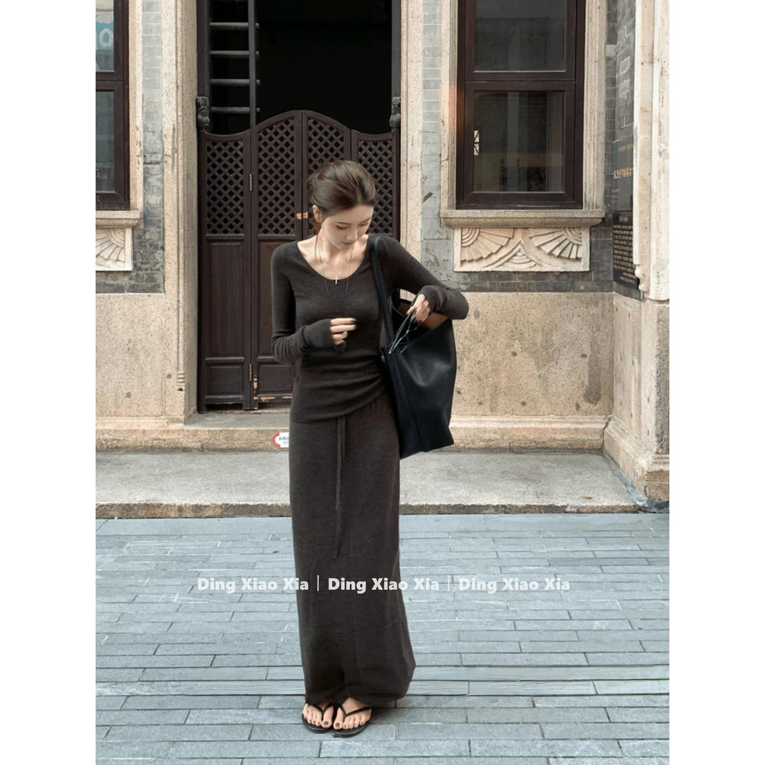 韩系松弛感U领长袖针织T恤套装女早秋纯色上衣长款半身裙两件套潮