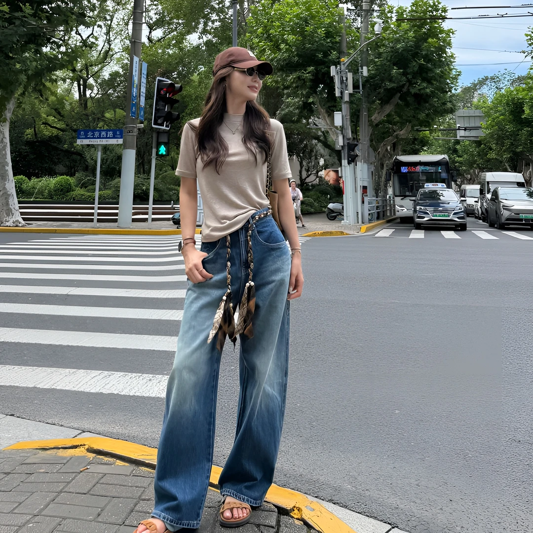 【余欢欢】早秋新品宽松休闲复古弯刀牛仔长裤-YHK50271