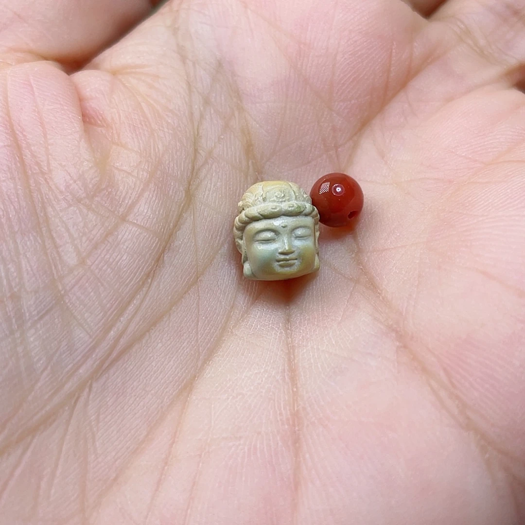 未镶嵌配饰南红玛瑙