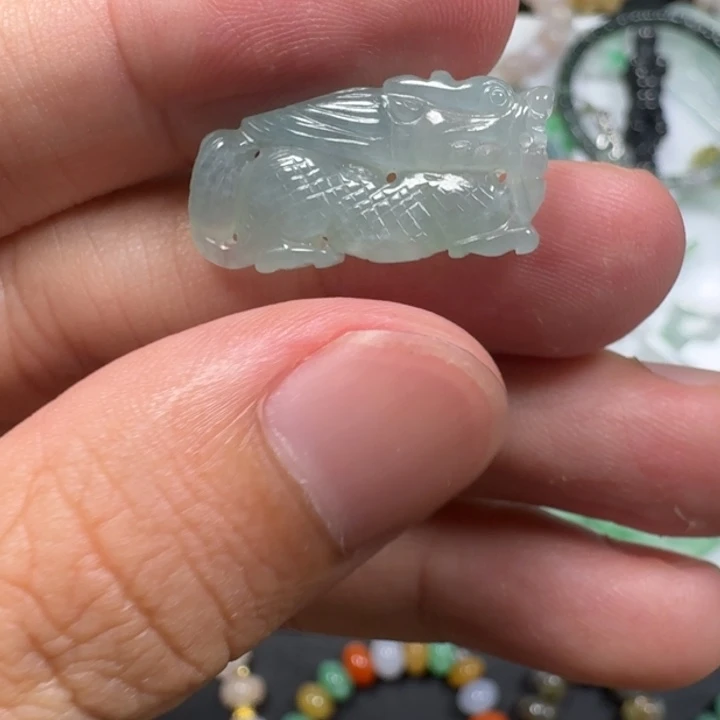 翡翠未镶嵌颈饰天然翡翠