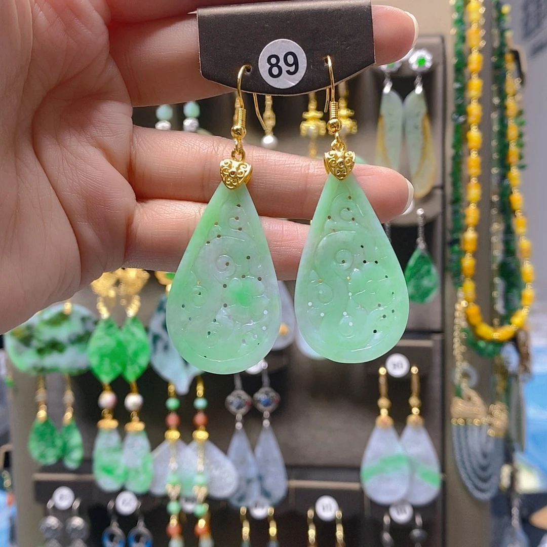 未镶嵌翡翠耳饰翡翠