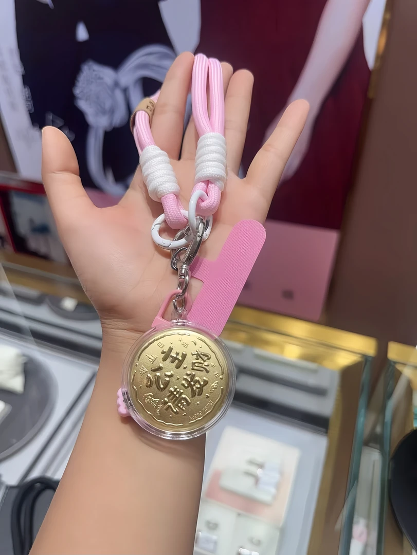 【门店直播 专柜正品】黄金999公主请发财挂件手机装饰包包钥匙装饰