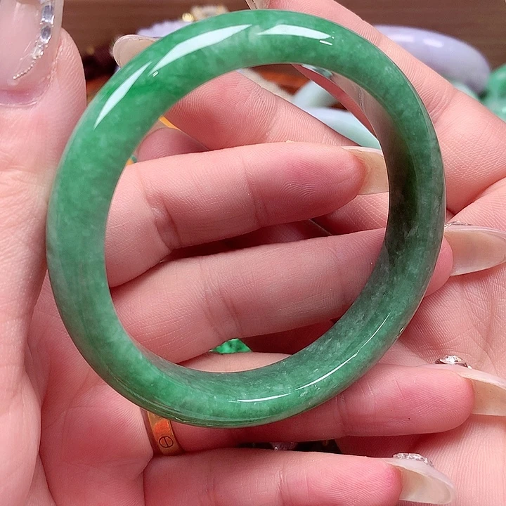 未镶嵌手镯翡翠翡翠手镯