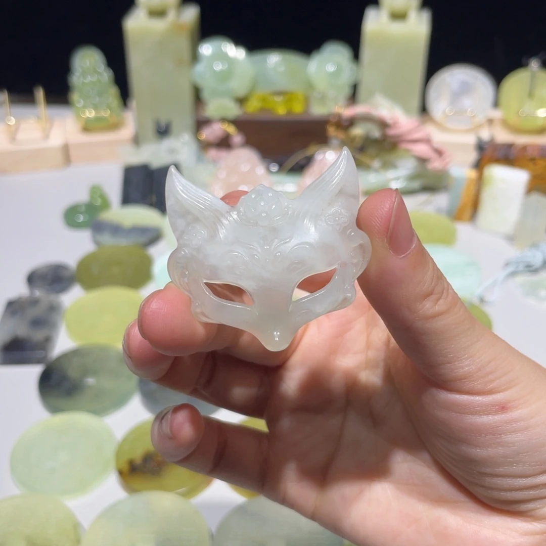 岫玉未镶嵌颈饰颈饰7