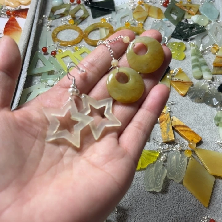 蛇纹石玉未镶嵌把件