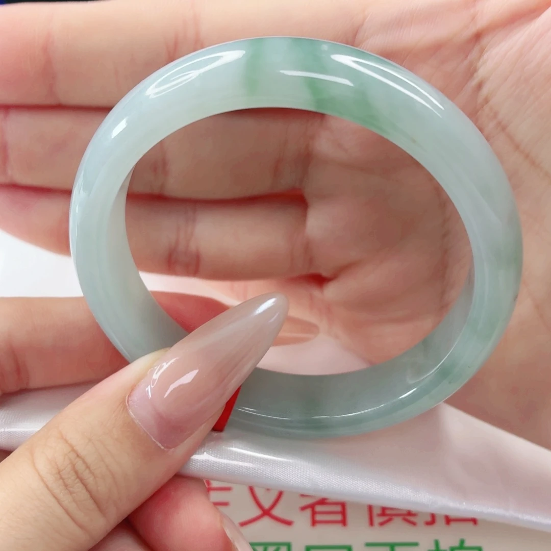 翡翠未镶嵌手镯56.9正圈x445