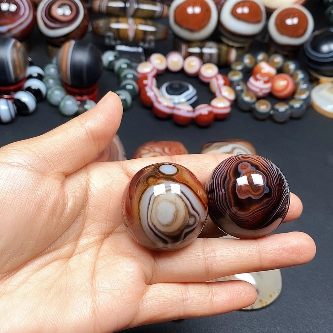 玛瑙/玉髓三毛未镶嵌