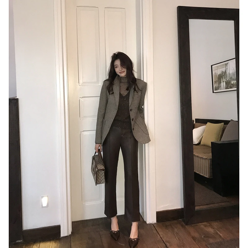 【ALONE SAVOR】龍喜儿秋季时尚直筒拼接皮裤高腰设计九分裤J287