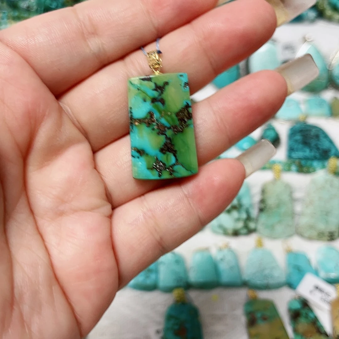 【闪购商品】未镶嵌绿松石珠宝奇石花*事