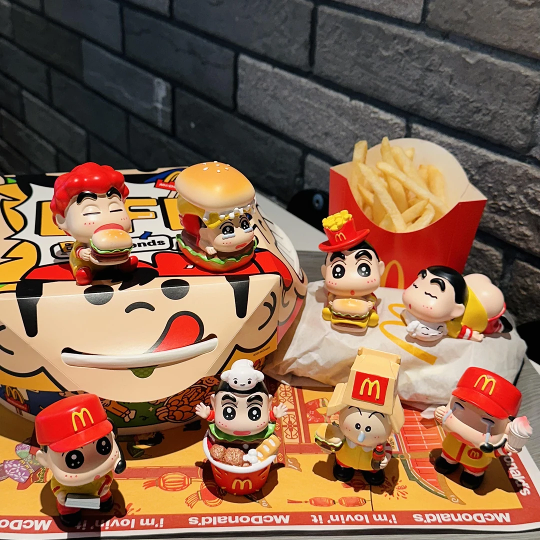 【蜡笔小新麦乐嘉年华】盲盒摆件车载摆件居家摆件纪念日礼物