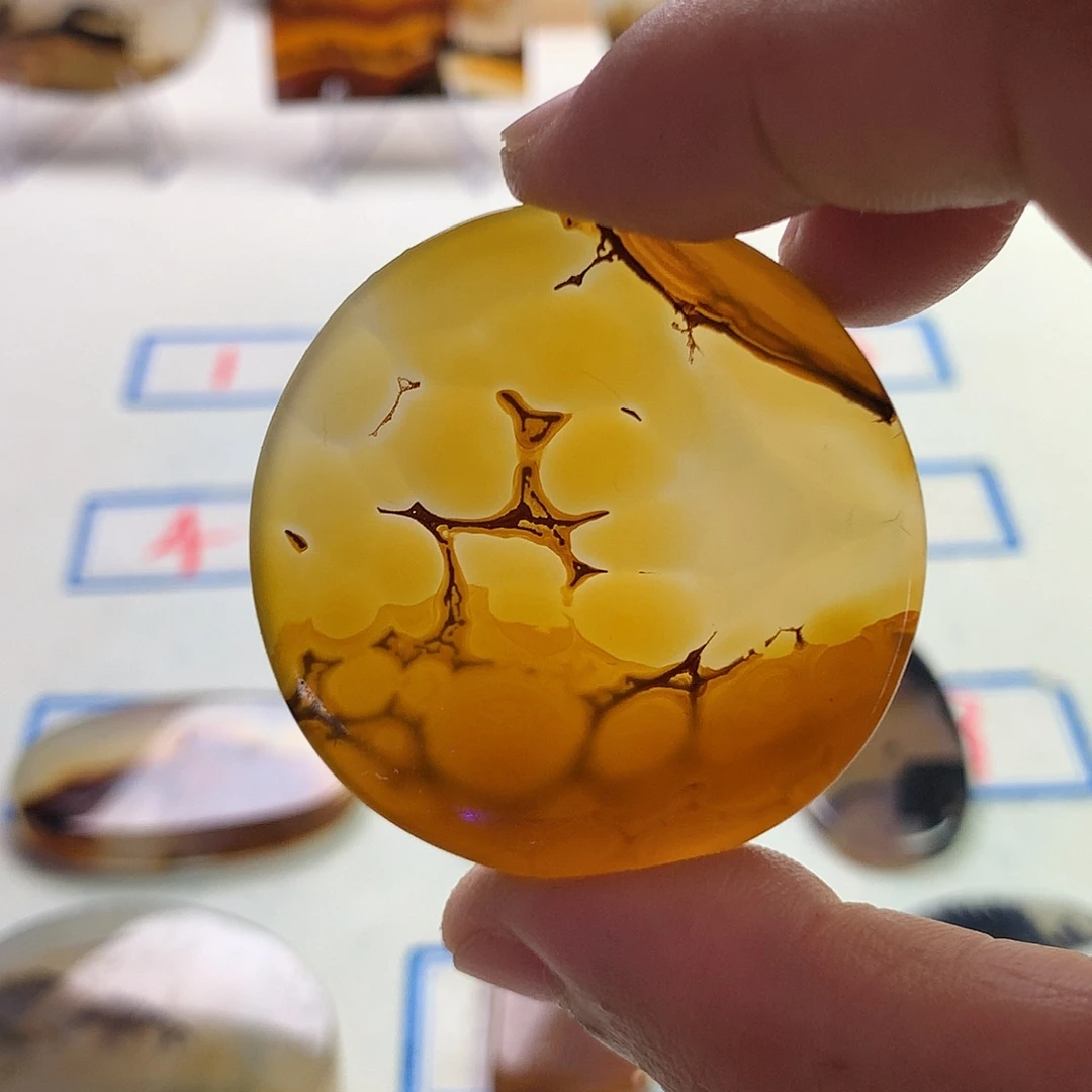 玛瑙/玉髓未镶嵌珠宝半成品
